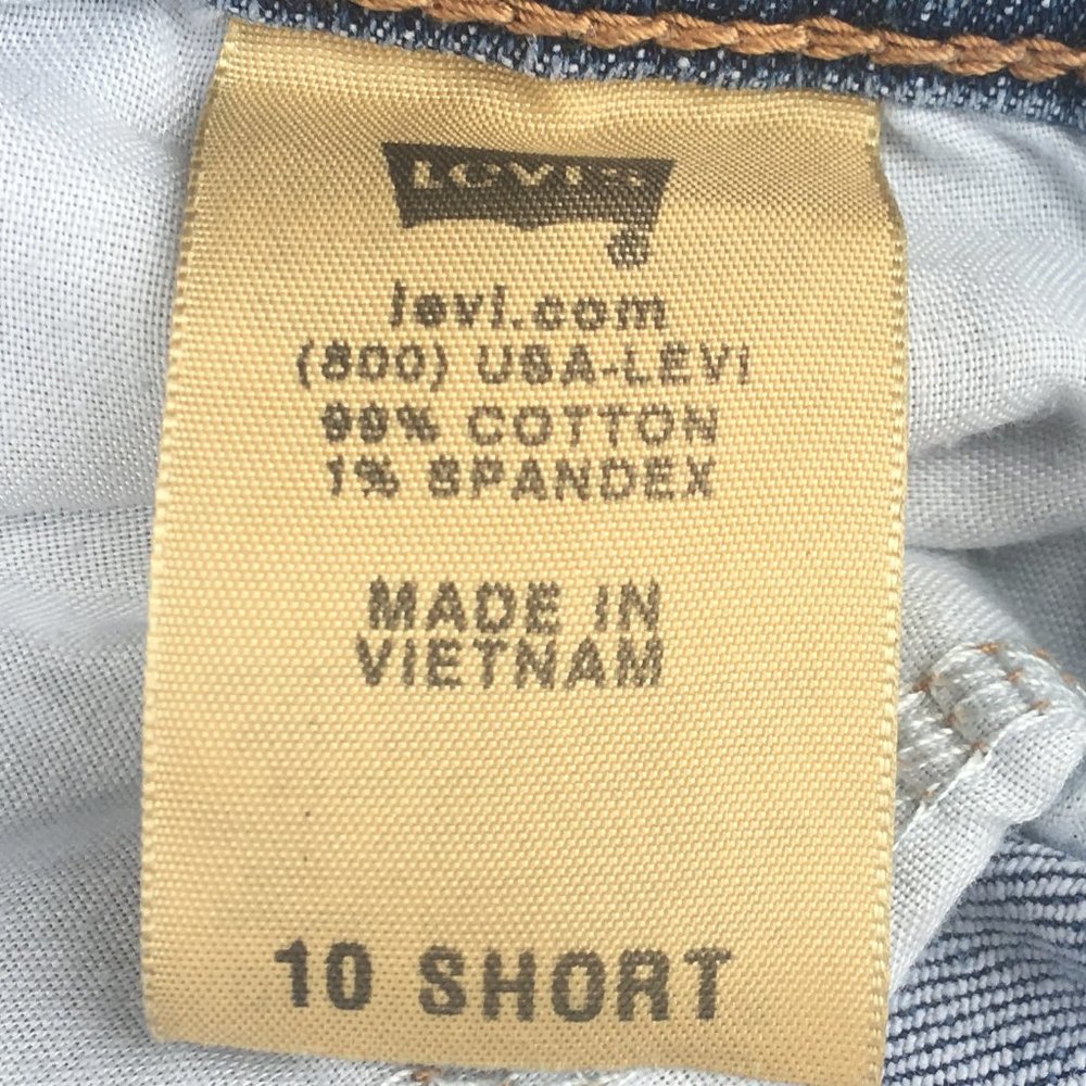 Levi's Boot Cut Jeans - Picture 3 of 9